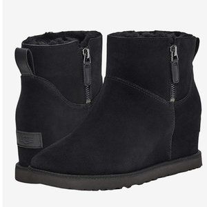 Ugg Classic Femme Zip Mini Black New Size 10
